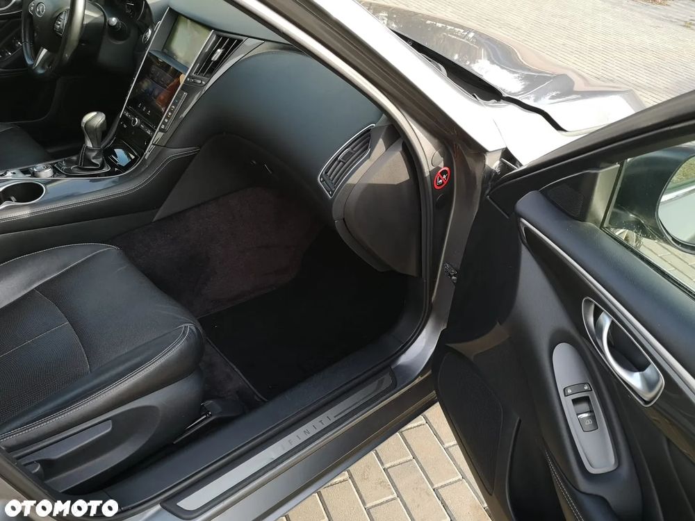 Infiniti Q50 - 29