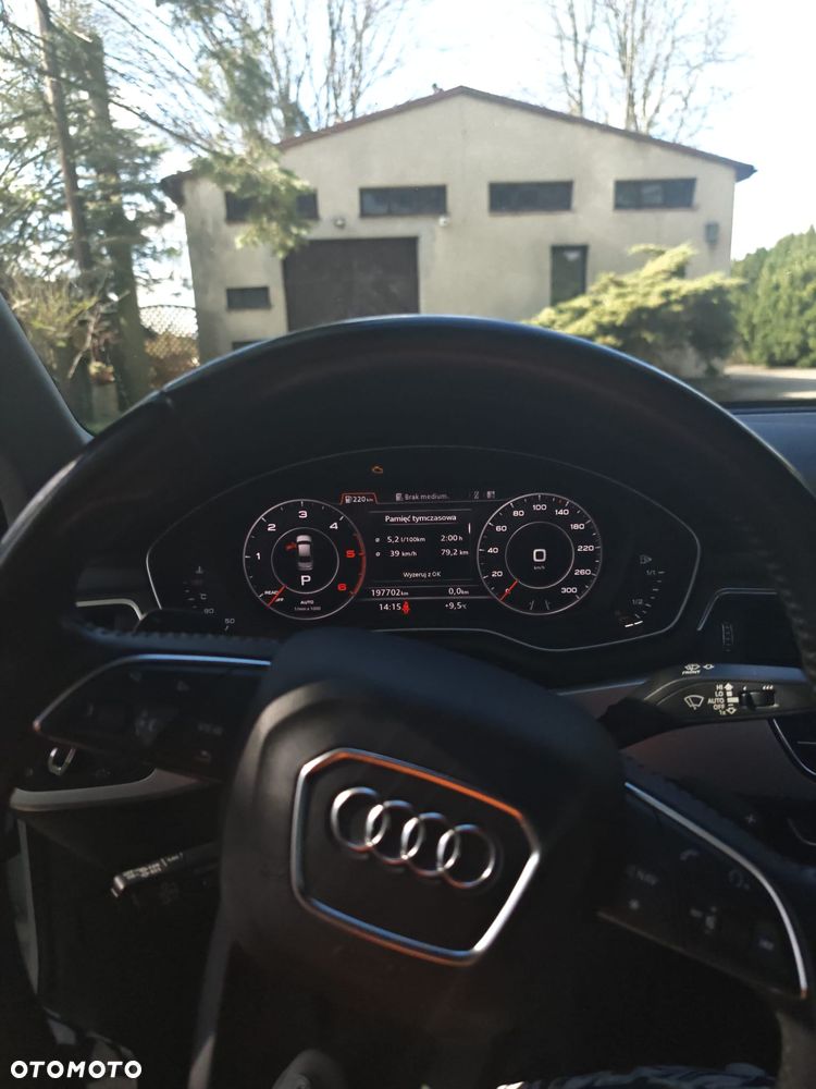 Audi A4 Limousine 2.0 TDI ultra S tronic - 5