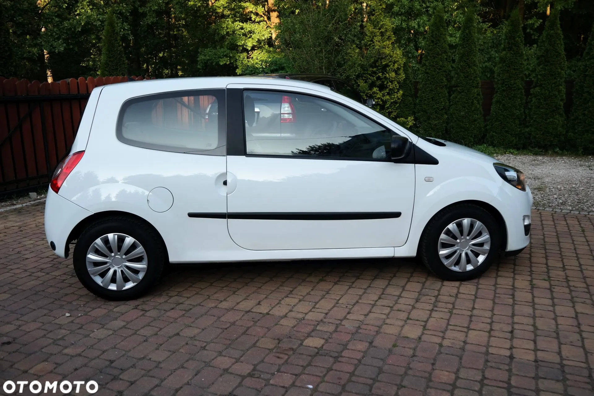 Renault Twingo 1.2 16V Eco Access - 5