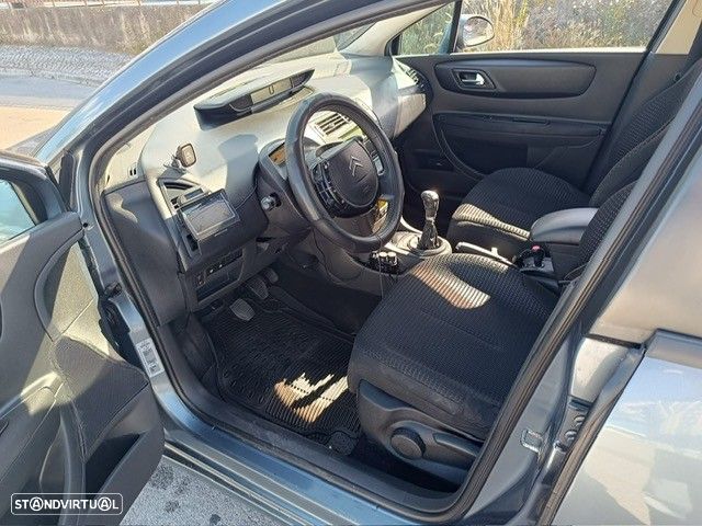 Citroën C4 1.6 HDi 110 Exclusive - 12