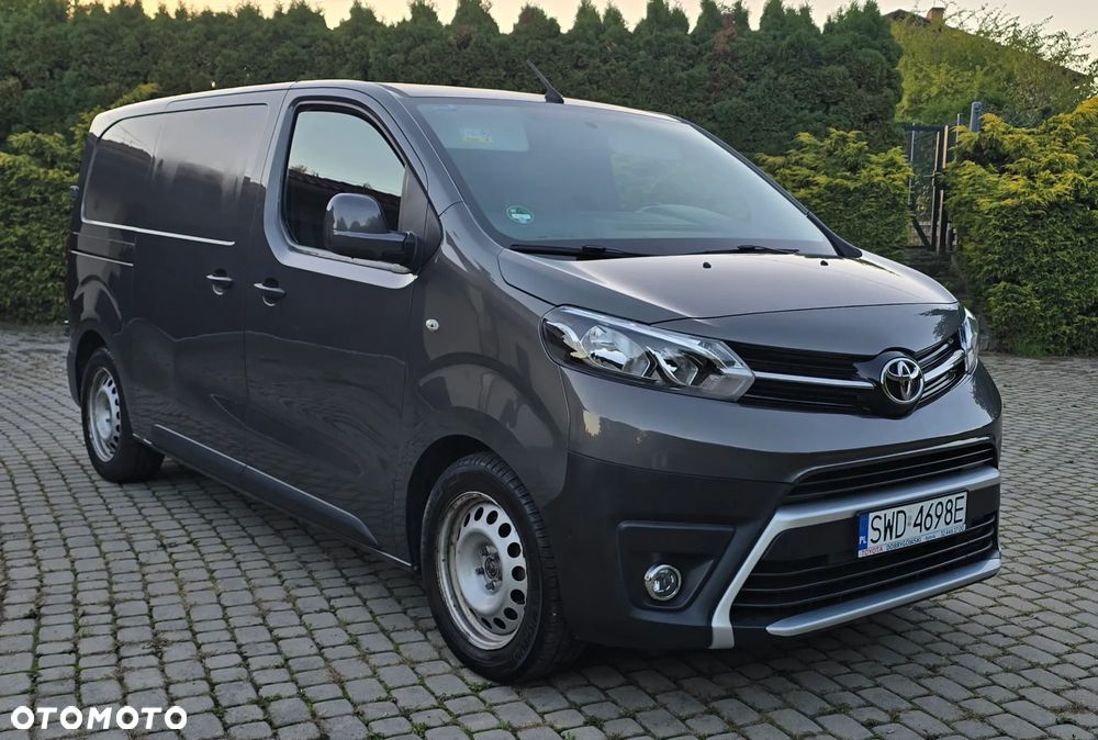 Toyota ProAce - 17