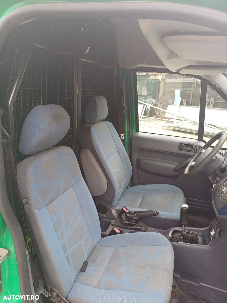 Ford TRANSIT CONNECT - 6