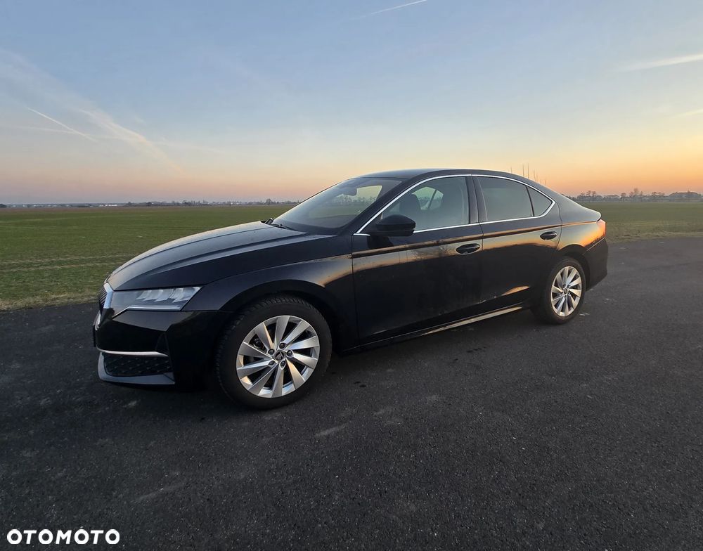 Skoda Octavia 1.5 TSI Selection - 2