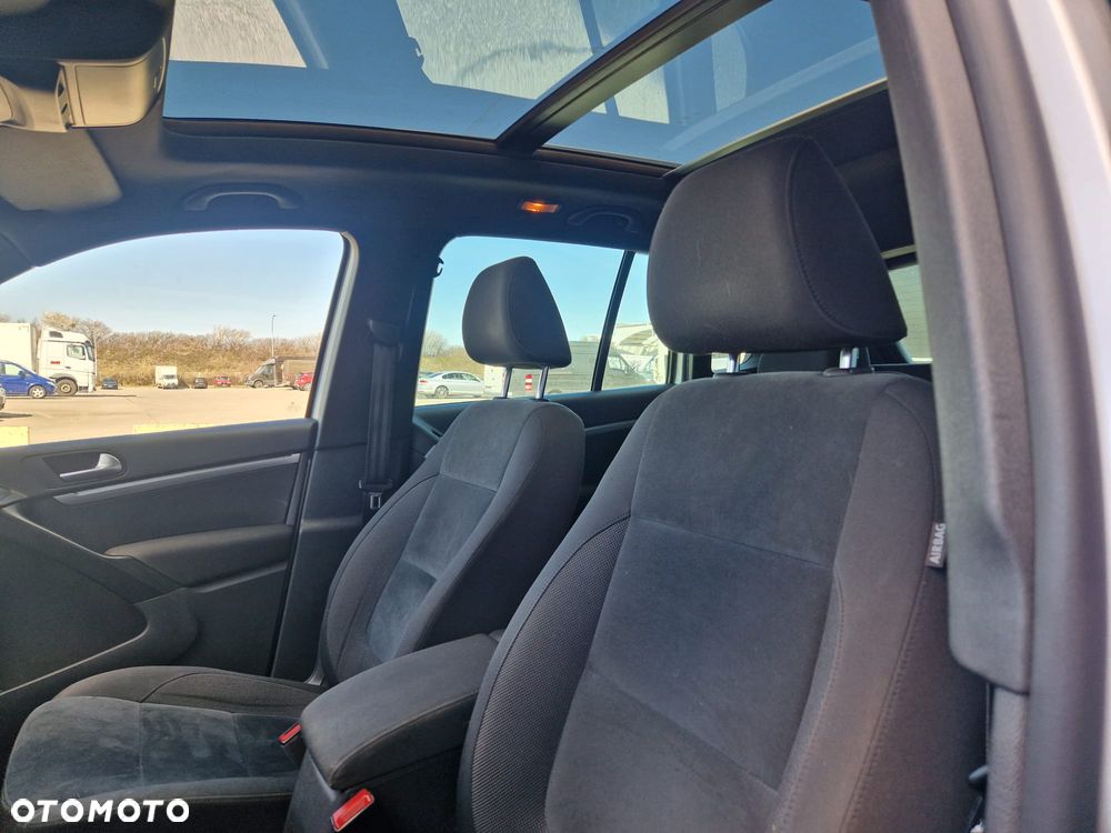 Volkswagen Tiguan 2.0 TDI DPF 4Motion DSG Sport & Style - 9