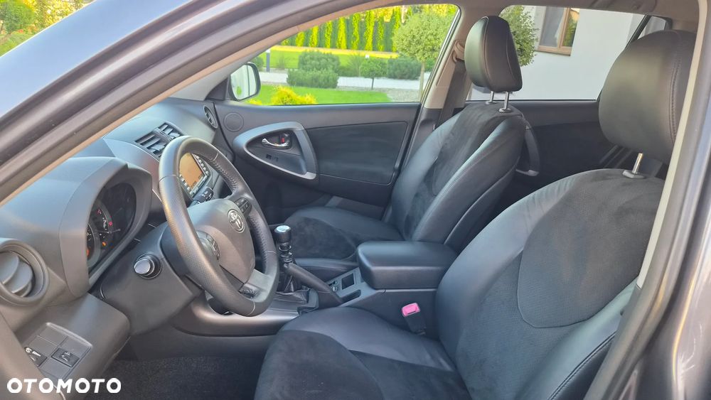 Toyota RAV4 2.0 4x4 Sol - 21