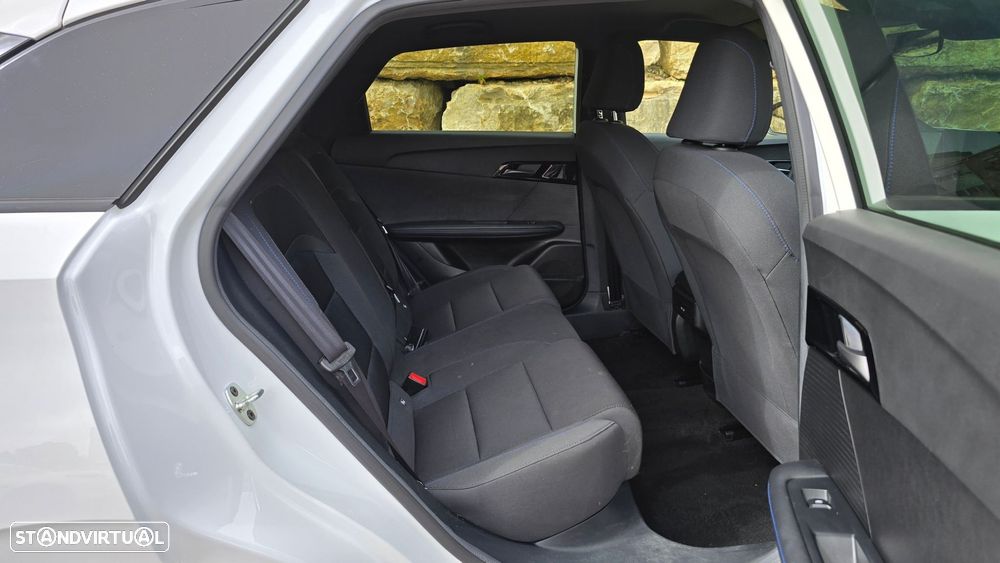 MG MG4 64 kWh Comfort - 47