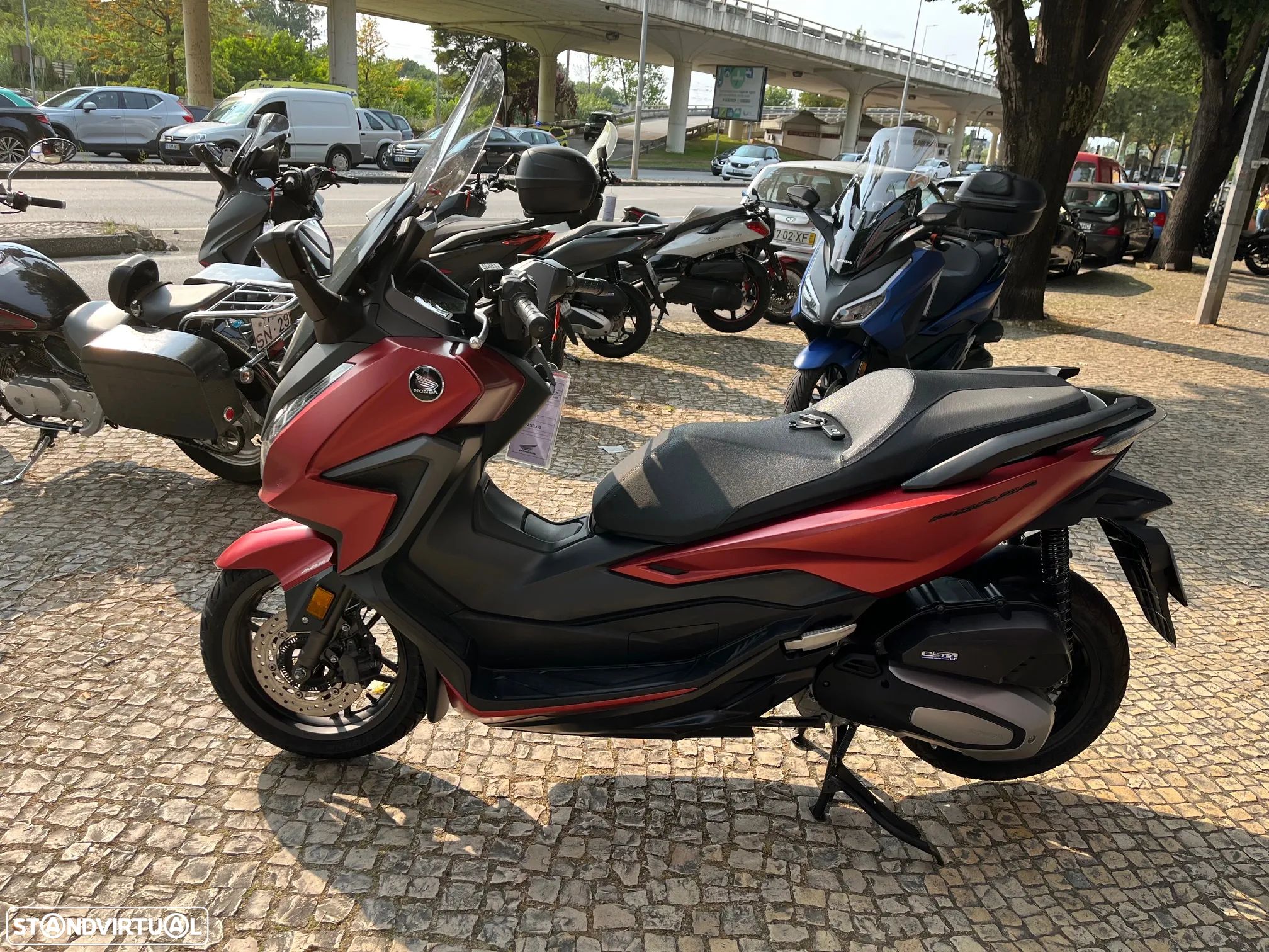 Honda Forza 125 - 1
