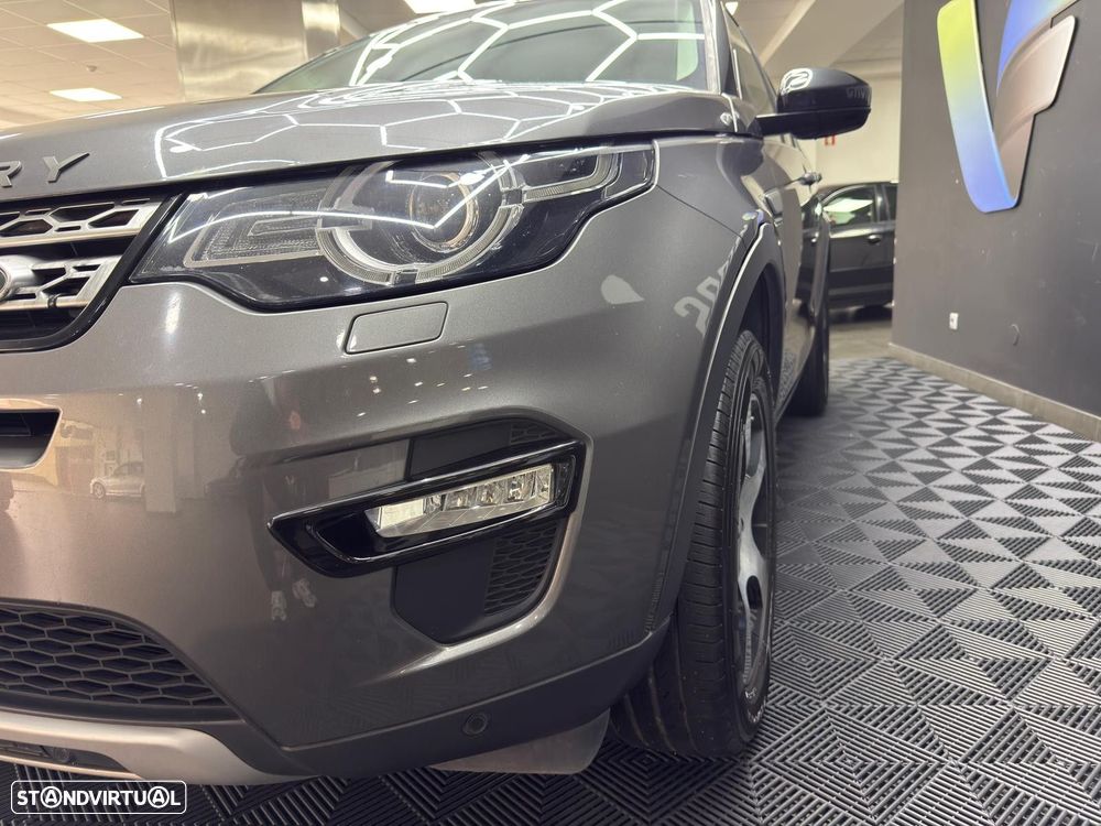 Land Rover Discovery Sport 2.0 eD4 R-Dynamic S - 13