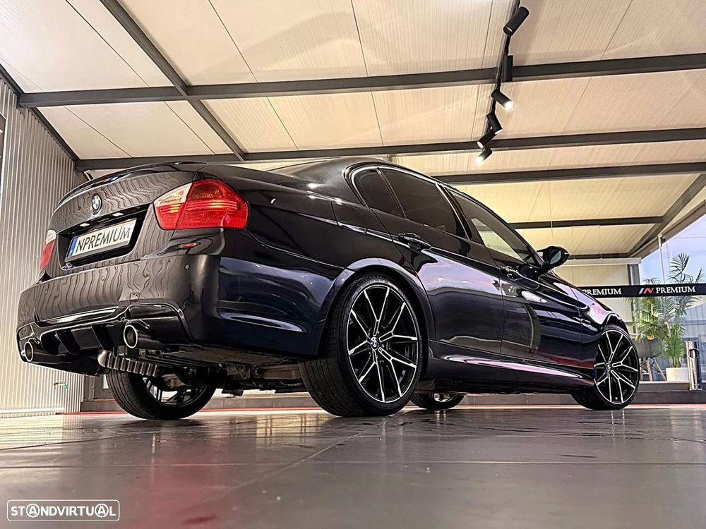 BMW 320 - 13