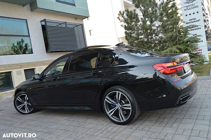 BMW Seria 7 740Ld xDrive - 27