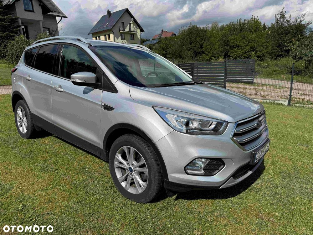 Ford Kuga - 2