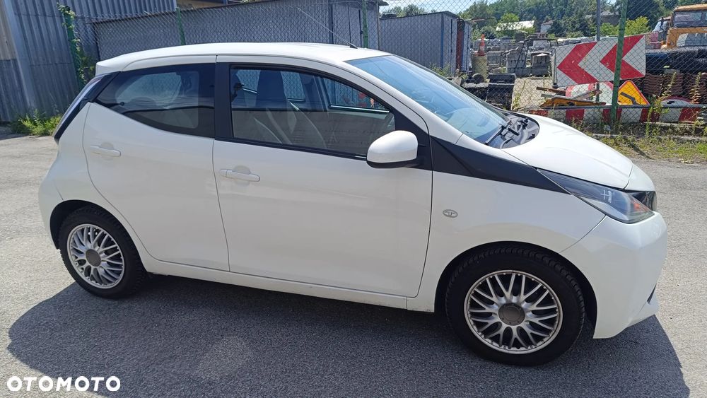 Toyota Aygo x-cite - 7