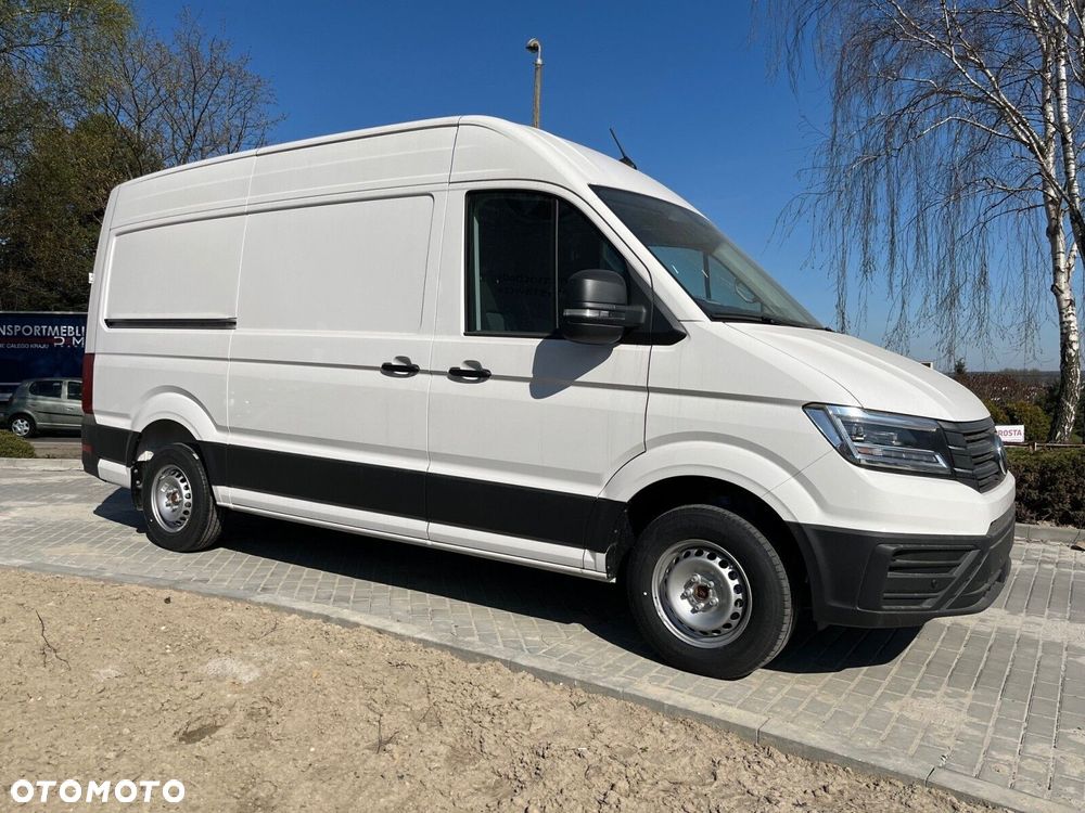 Volkswagen Crafter 35 Furgon z wysokim dachem   silnik: 2,0 l EU6 SCR  140 KM  /  skrzynia biegów: Przedni napęd manualna 6-biegowa rozstaw osi: 3640 mm - 2