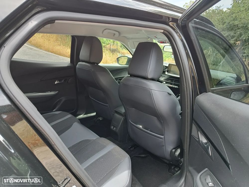 Peugeot e-2008 50 kWh Allure - 9