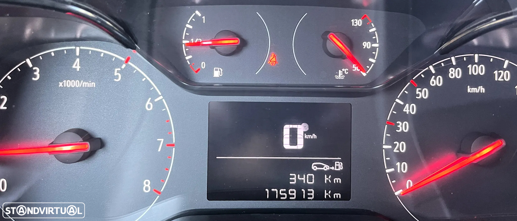 Opel Combo 1.5 CDTI Enjoy 3 lug. Ecrã táctil - 16