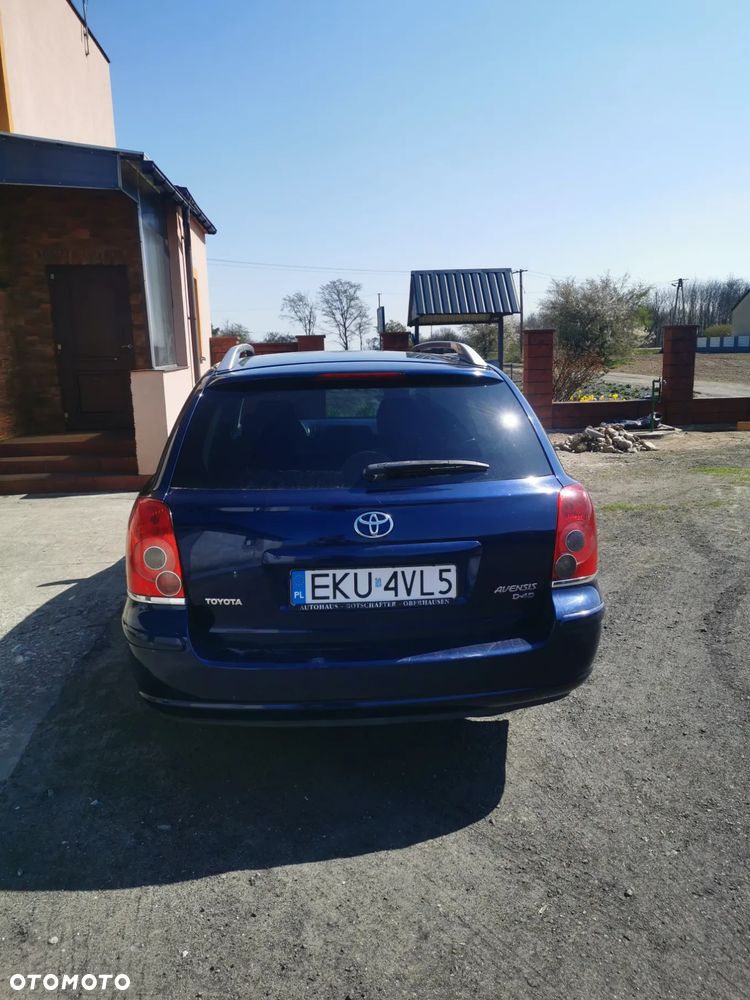 Toyota Avensis 2.0 D-4D Combi - 4