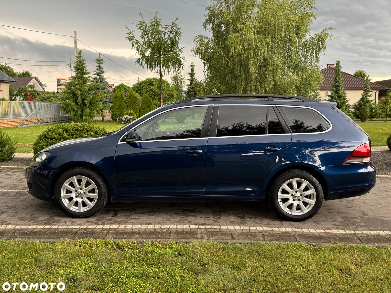 Volkswagen Golf 1.6 TDI BlueMotion Technology Comfortline - 4