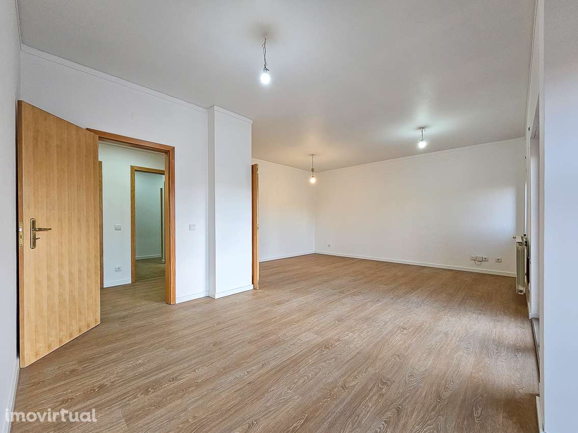 Apartamento Familiar Remodelado: Conforto e Comodidade na Sua Nova Cas - Grande imagem: 3/45