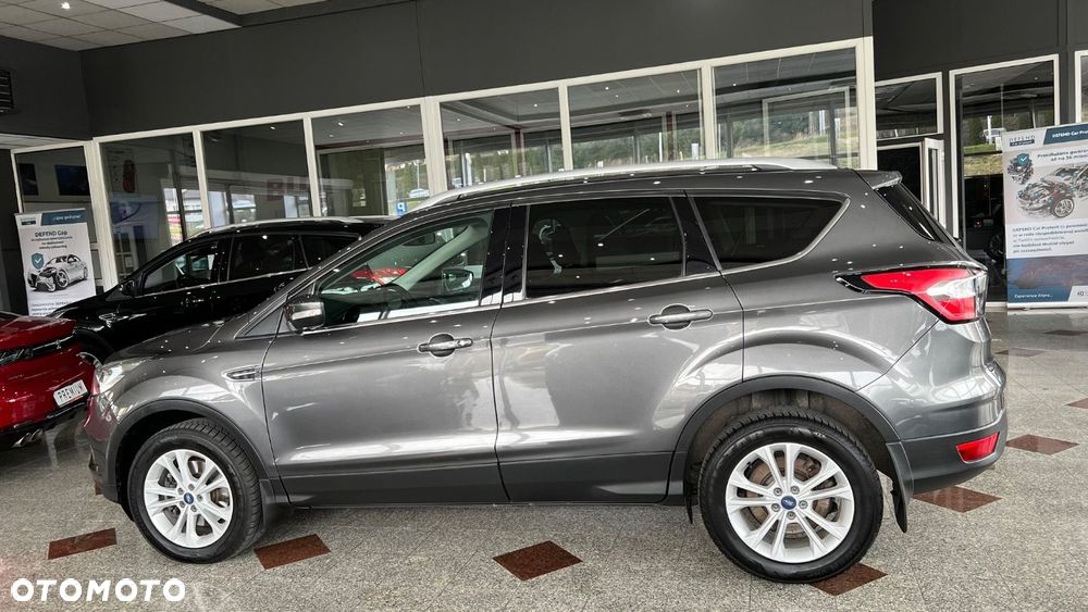 Ford Kuga - 25
