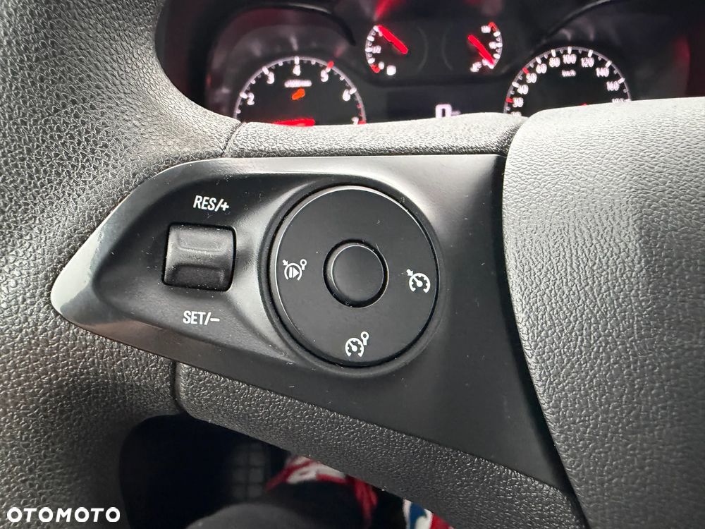 Opel COMBO XL Maxi 2020r L2 1.5 Diesel - 19