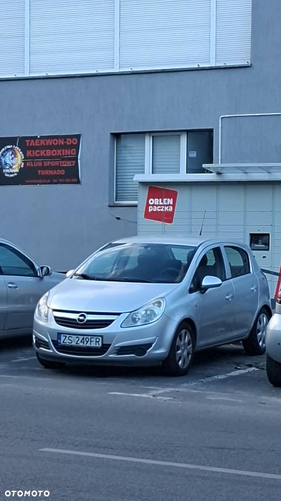Opel Corsa 1.2 16V Enjoy - 1