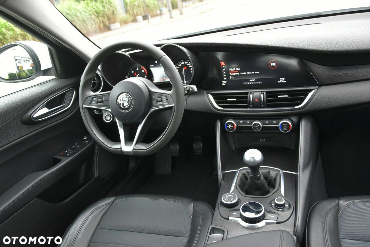 Alfa Romeo Giulia 2.2 Diesel - 9