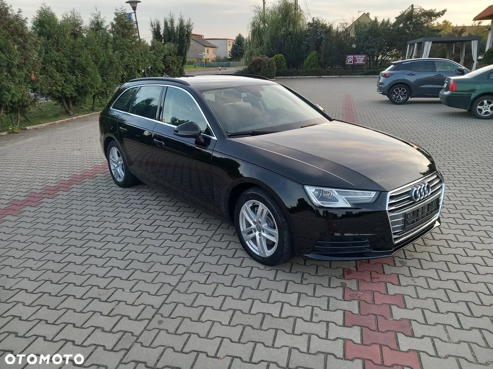 Audi A4 Avant - 11