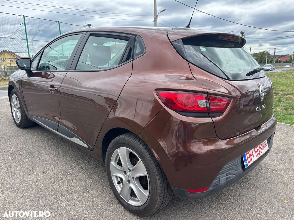 Renault Clio - 2