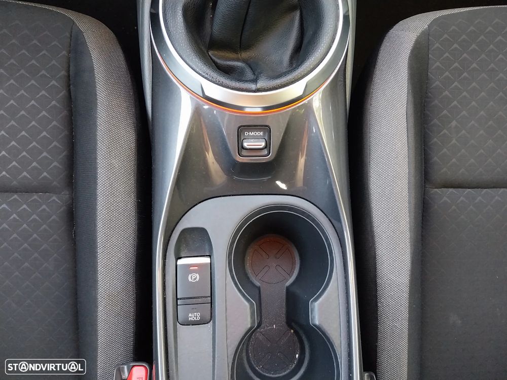 Nissan Juke 1.0 DIG-T N-Connecta - 19
