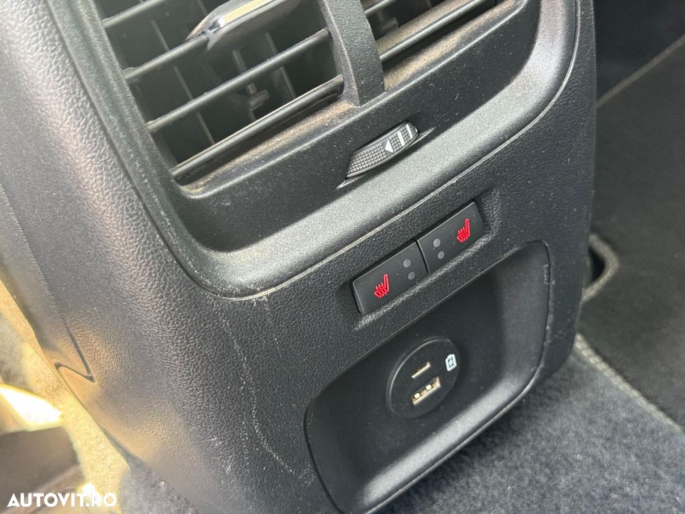 Ford Kuga 2.5 Duratec FHEV FWD Vignale - 14