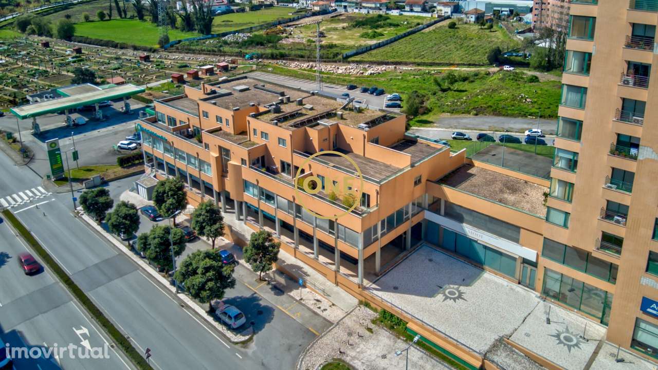 T3 Duplex com Terraços Centro de Famalicão - Grande imagem: 3/43