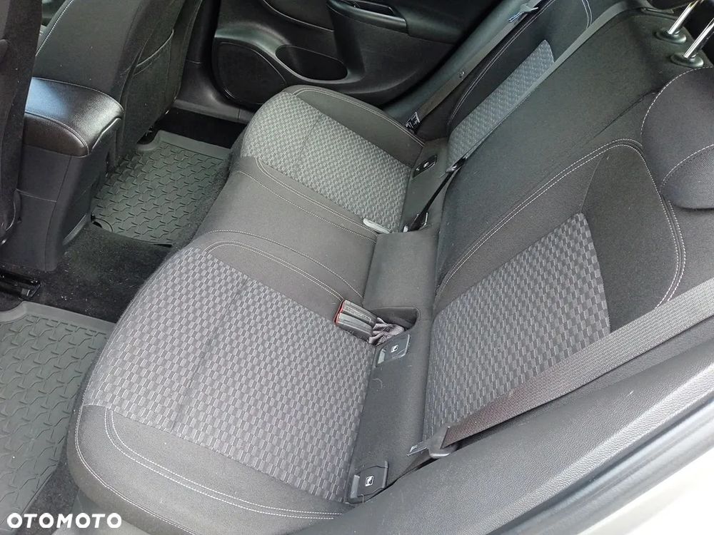 Opel Astra 1.4 T Dynamic - 24