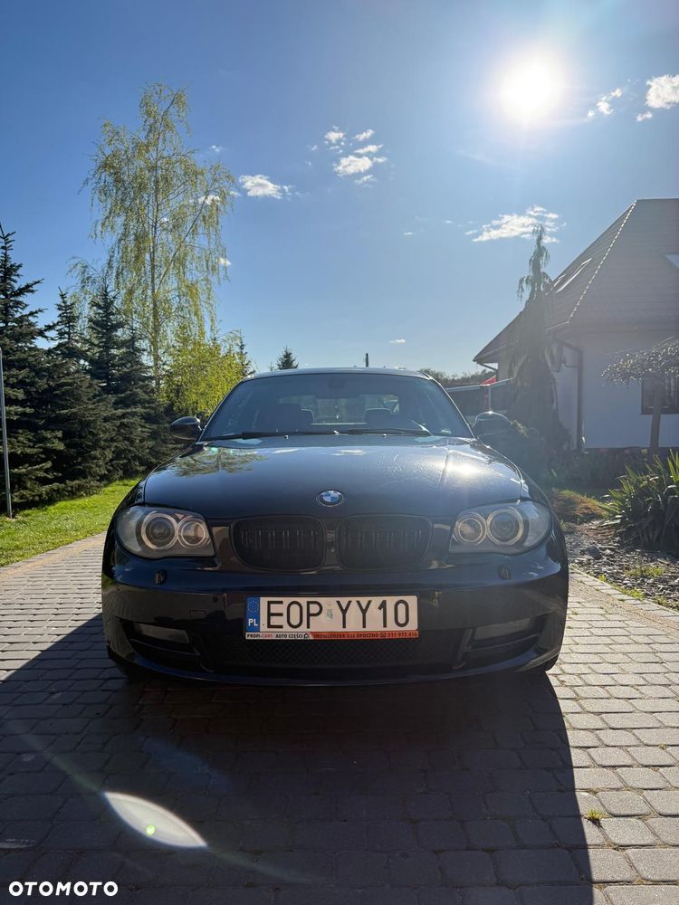 BMW Seria 1 120d Edition Sport - 14