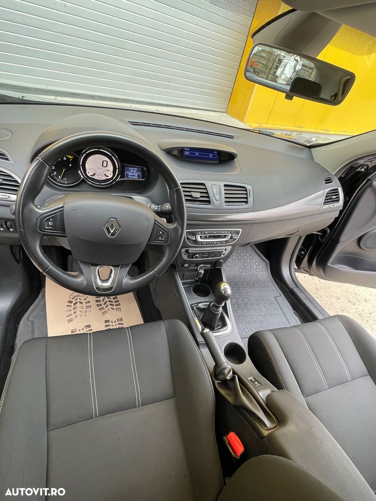 Renault Megane ENERGY TCe 100 LIMITED - 9