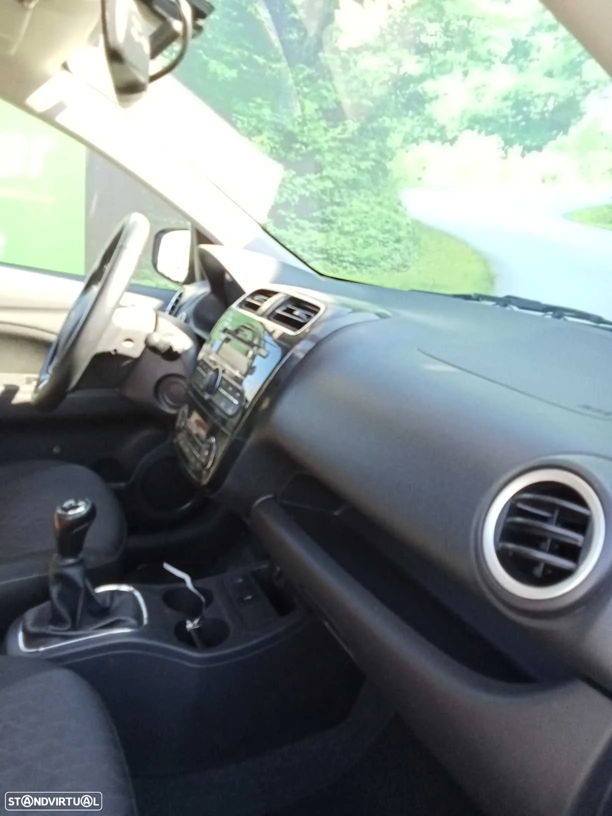 Mitsubishi Space Star 1.2 Intense - 10