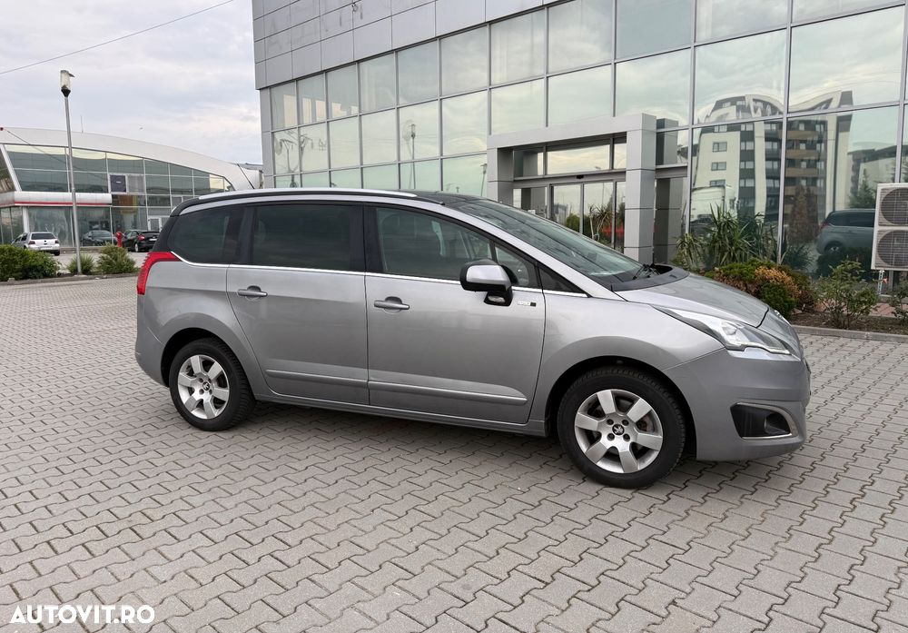 Peugeot 5008 1.6 THP Active - 27