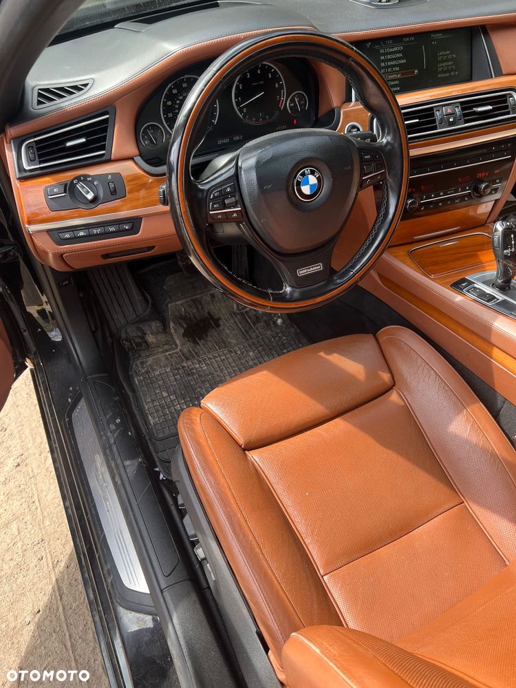 BMW Seria 7 760i L - 10