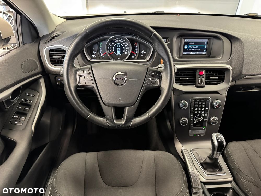 Volvo V40 T3 Drive-E Kinetic - 13