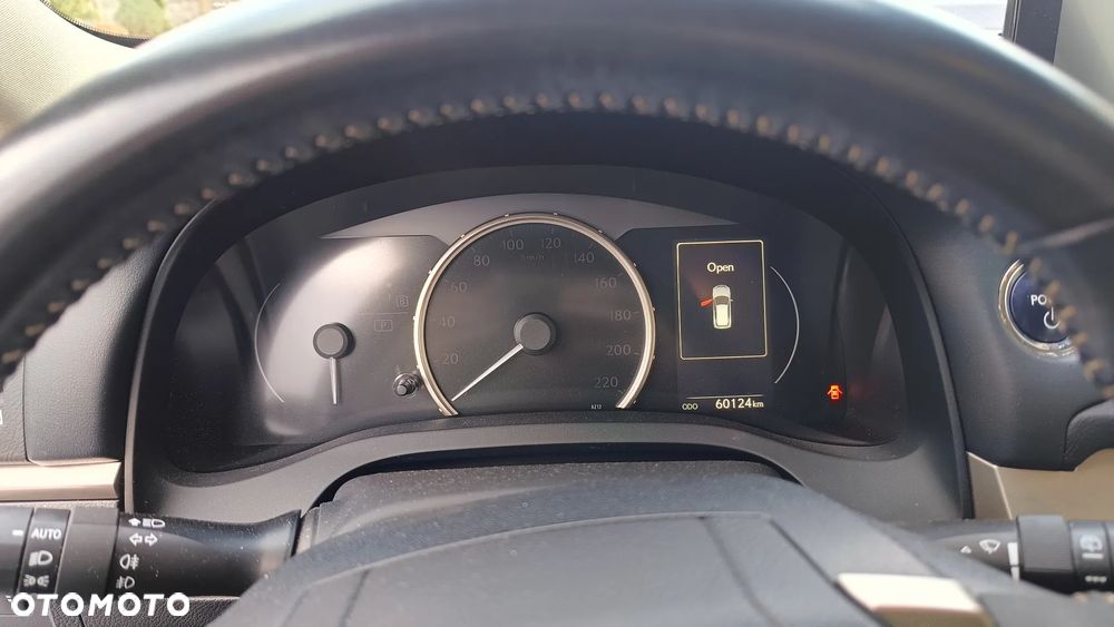 Lexus CT 200h Business Edition - 23