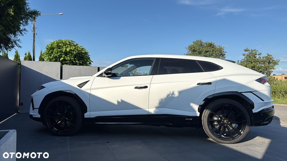 Lamborghini Urus - 19