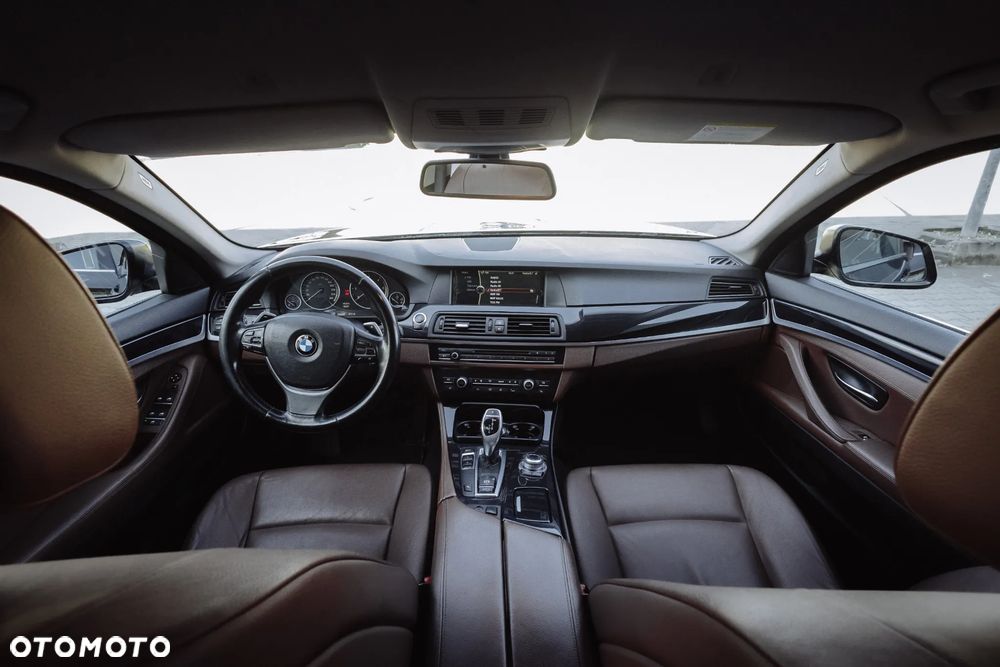BMW Seria 5 520d - 6