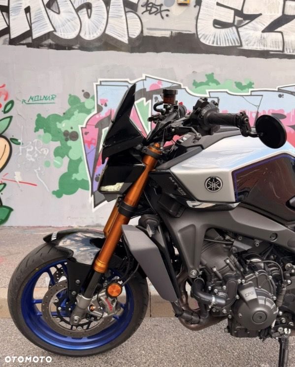Yamaha MT - 4