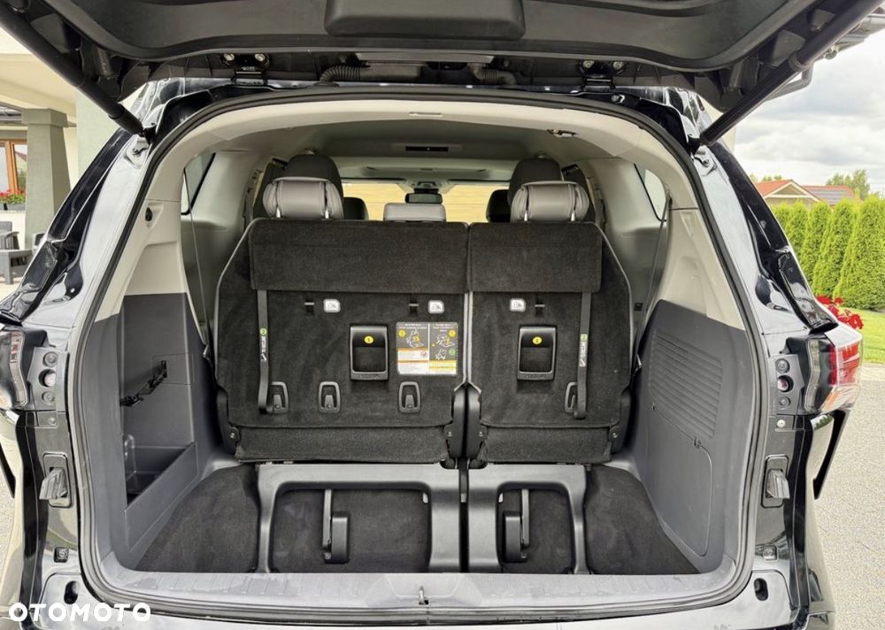 Toyota Sienna - 15