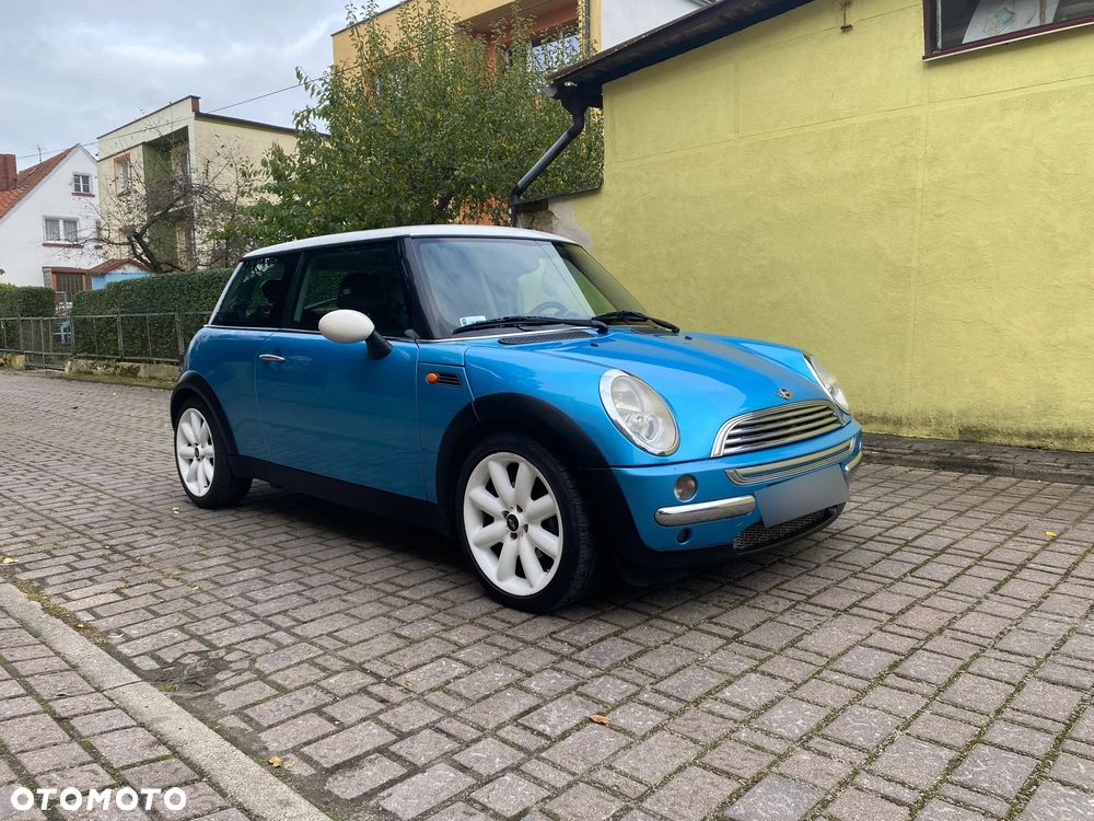 MINI Cooper Standard - 5