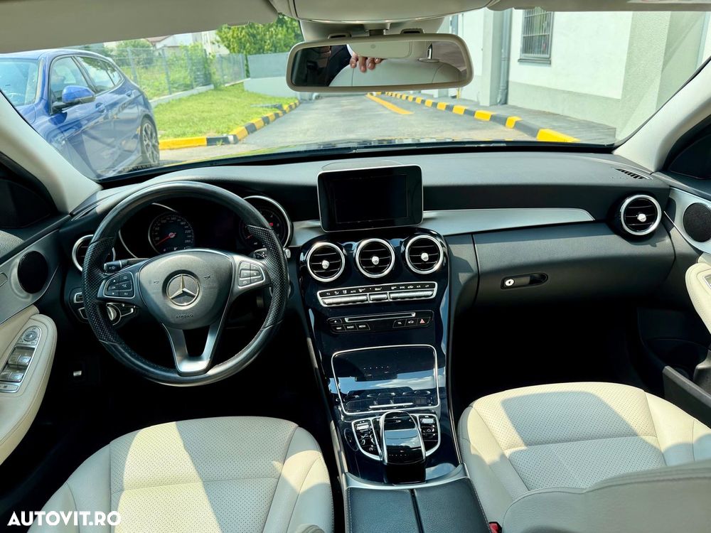 Mercedes-Benz C - 18