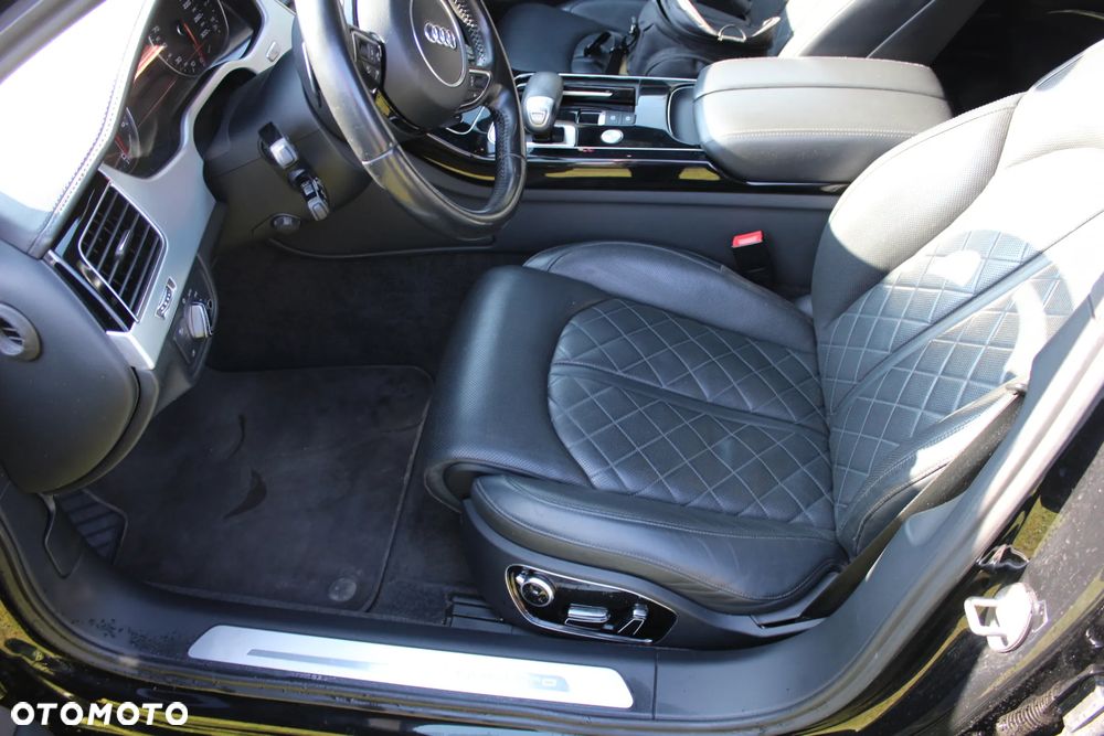 Audi A8 3.0 TDI ultra DPF quattro tiptronic - 12