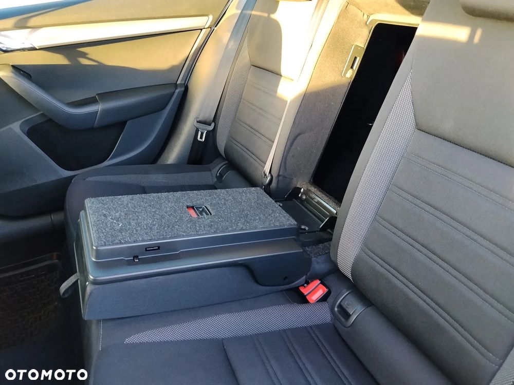 Skoda Octavia 1.4 TSI Ambition - 12