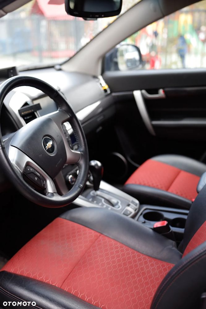 Chevrolet Captiva - 22
