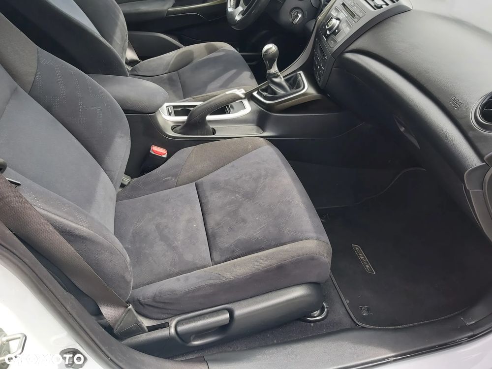 Honda Civic 1.8 i-VTEC Comfort Black Edition - 10