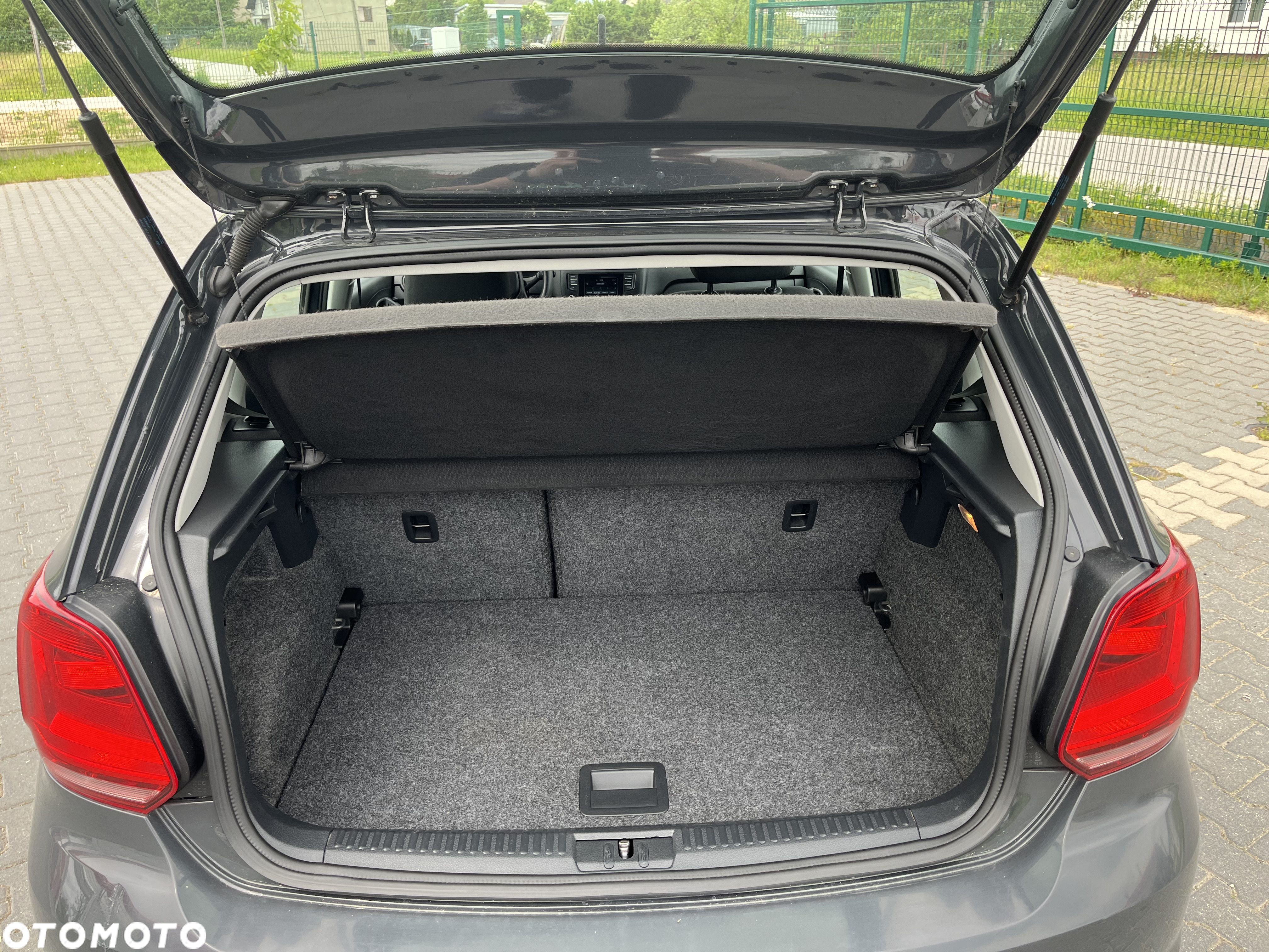 Volkswagen Polo - 12